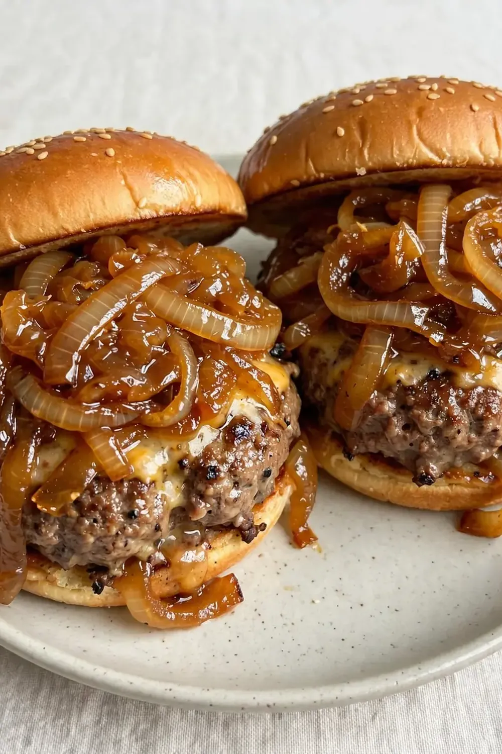 Juicy Beef Burgers with Caramelized Onions